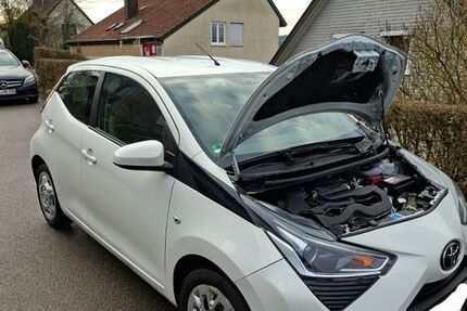 Toyota Aygo (X) 61.000 km 9.930 &euro; Nagold 72202