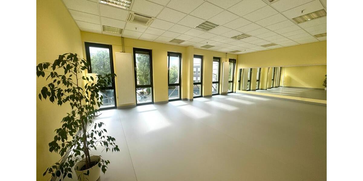 Gewerbeobjekt Esslingen am Neckar Oberesslingen - 12&euro; | Angebot:23707499