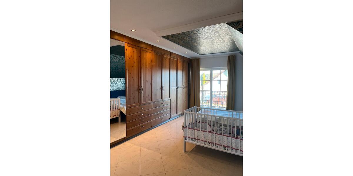 Doppelhaushälfte Ebhausen - 6 Zimmer, 220 m&sup2;, 2.300&euro; | Angebot:27619014