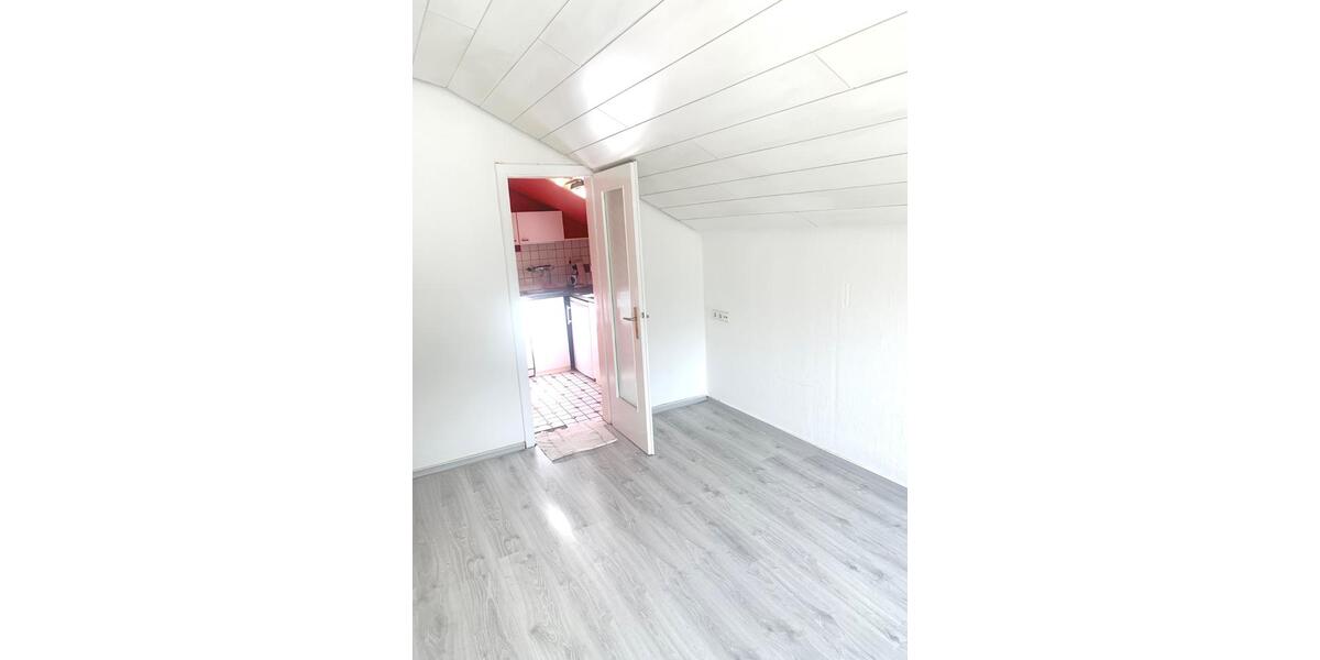 Dachgeschoßwohnung Bad Liebenzell - 1.5 Zimmer, 54 m&sup2;, 122.000&euro; | Angebot:24952201