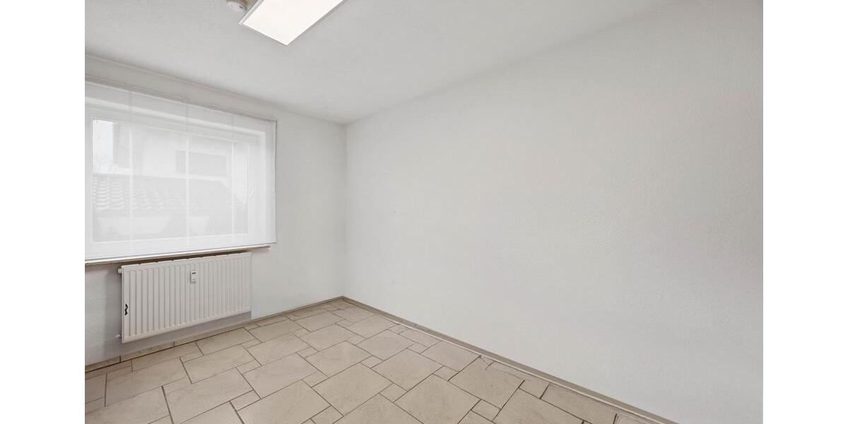 Etagenwohnung Reutlingen Sondelfingen - 3.5 Zimmer, 80 m&sup2;, 265.000&euro; | Angebot:26067355