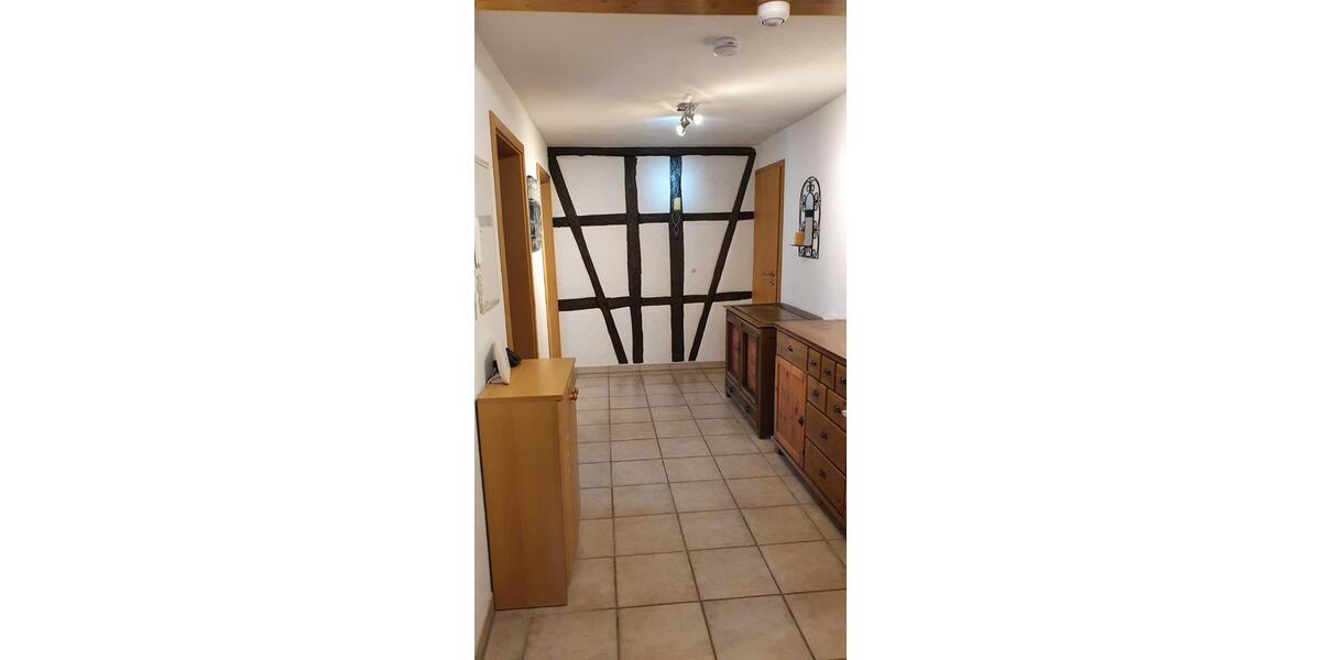 Etagenwohnung Rottenburg am Neckar - 5.5 Zimmer, 146 m&sup2;, 1.230&euro; | Angebot:23791263