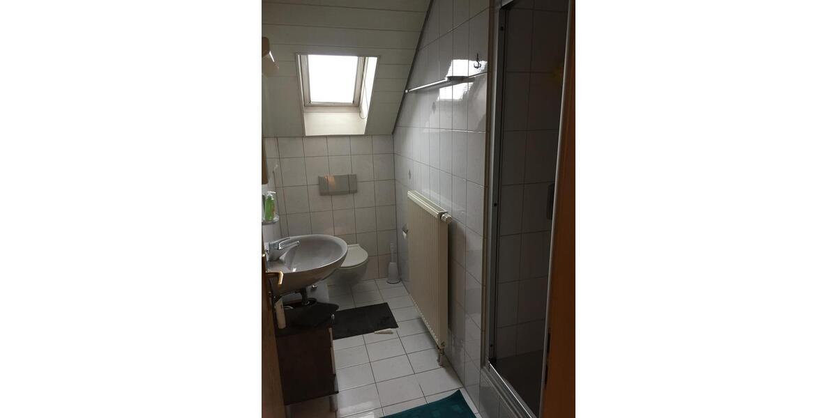 Dachgeschoßwohnung Rottenburg am Neckar - 3 Zimmer, 101 m&sup2;, 1.000&euro; | Angebot:27572669