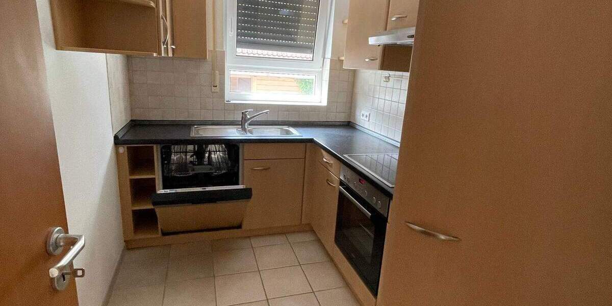 Tolle 3-Zi.-EG-Whg. mit Terrasse + EBK in ruhiger Lage in Öschelbronn 3 zimmer