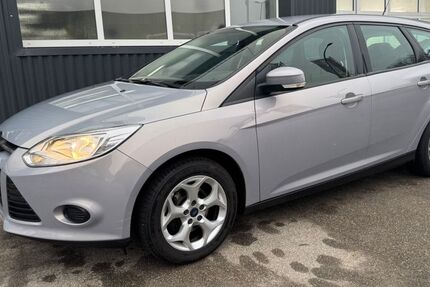 Ford Focus 190.000 km 3.390 € Asperg / Stuttgart 71679