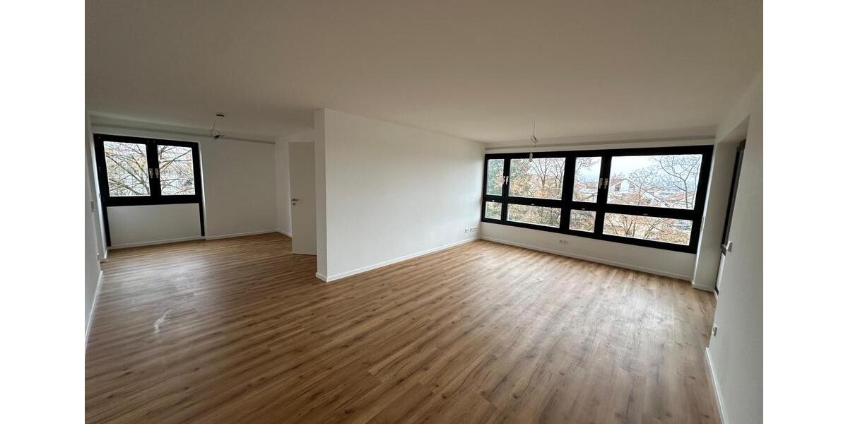 Kernsanierte 4,5 Zimmer Wohnung in Sindelfingen-Maichingen 4 zimmer