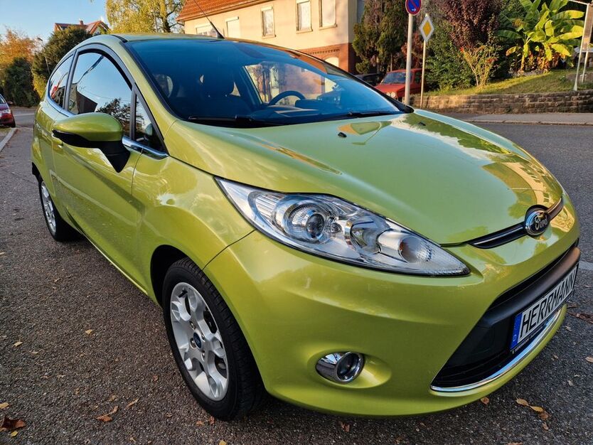 Ford Fiesta 93.189 km 6.490 € Wannweil 72827
