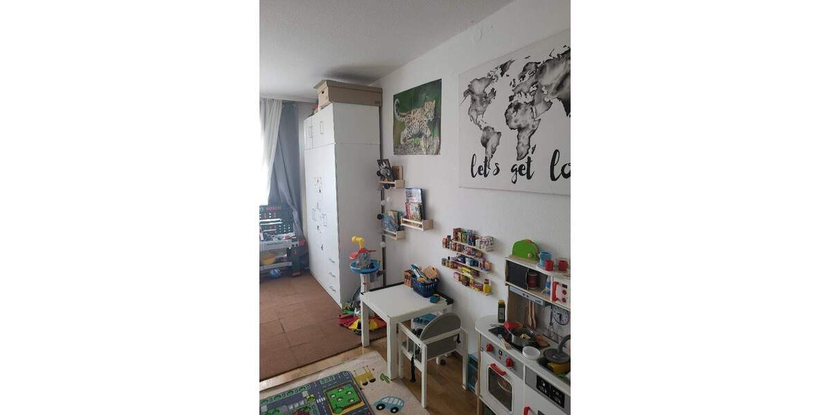 Etagenwohnung Stuttgart Ost - 3 Zimmer, 72 m&sup2;, 900&euro; | Angebot:24835136