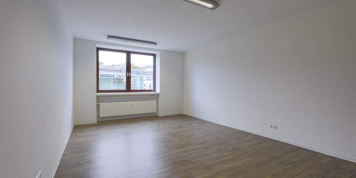 Gewerbeobjekt Pforzheim Innenstadt - 1.200&euro; | Angebot:24906960