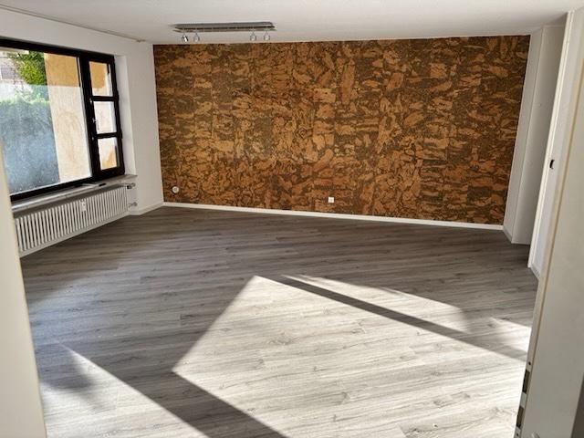 Erdgeschoßwohnung Böblingen Dagersheim - 2 Zimmer, 76 m&sup2;, 1.215&euro; | Angebot:27591402