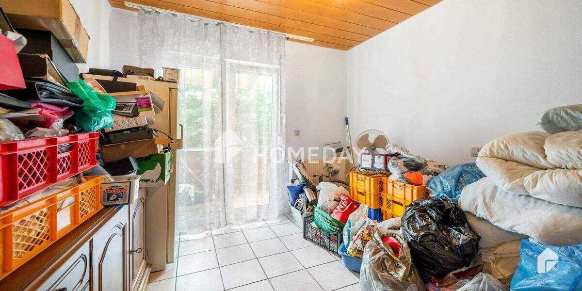 Mehrfamilienhaus, Wohnhaus Fellbach Schmiden - 9 Zimmer, 160 m&sup2;, 770.000&euro; | Angebot:24608634