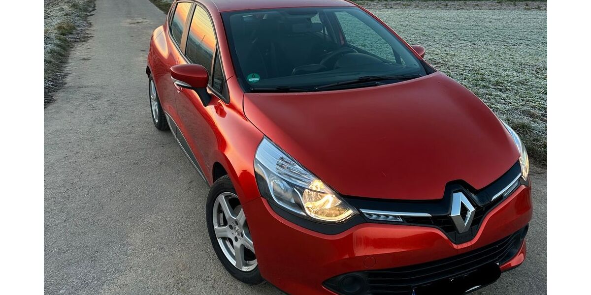 Renault Clio 32.200 km 8.500 &euro; ludwigsburg 71642