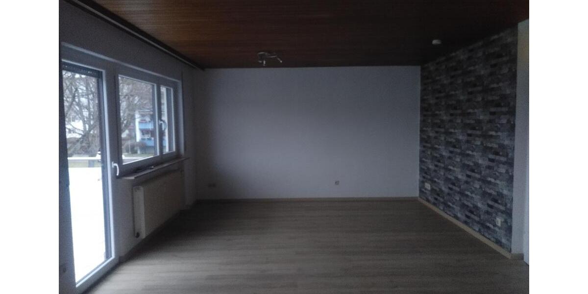 Etagenwohnung Nürtingen - 3 Zimmer, 75 m&sup2;, 900&euro; | Angebot:26342850