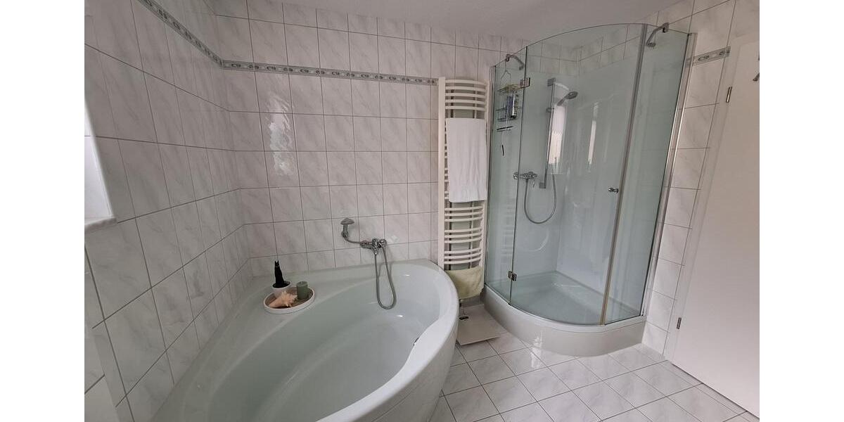 Reihenhaus Niefern-Öschelbronn Öschelbronn - 4.5 Zimmer, 127 m&sup2;, 549.000&euro; | Angebot:26085972