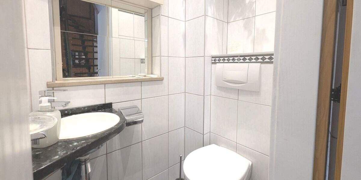 Doppelhaushälfte Böblingen - 4 Zimmer, 130 m&sup2;, 465.000&euro; | Angebot:24528832