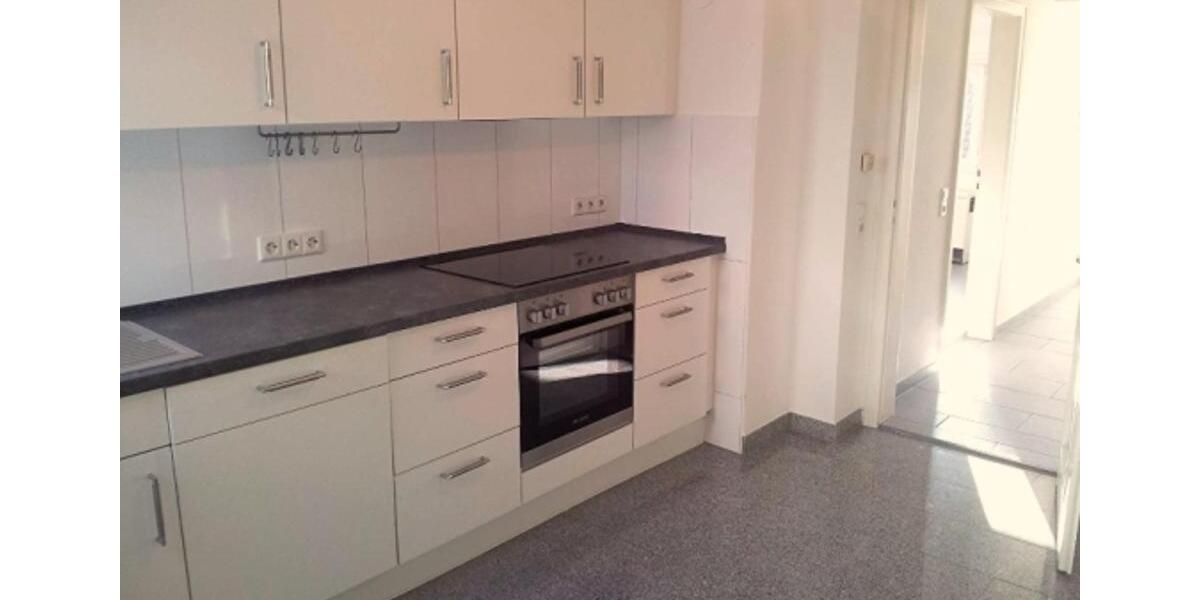 Dachgeschoßwohnung Wendlingen am Neckar - 3.5 Zimmer, 66 m&sup2;, 825&euro; | Angebot:25253407