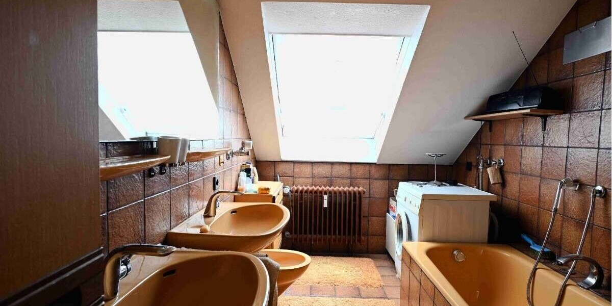 Vielfältige Angebote für Kinder und Jugendliche besonders attraktiv für junge Familien - Dachgeschoßwohnung Stuttgart Neuwirtshaus | Angebot:25990677