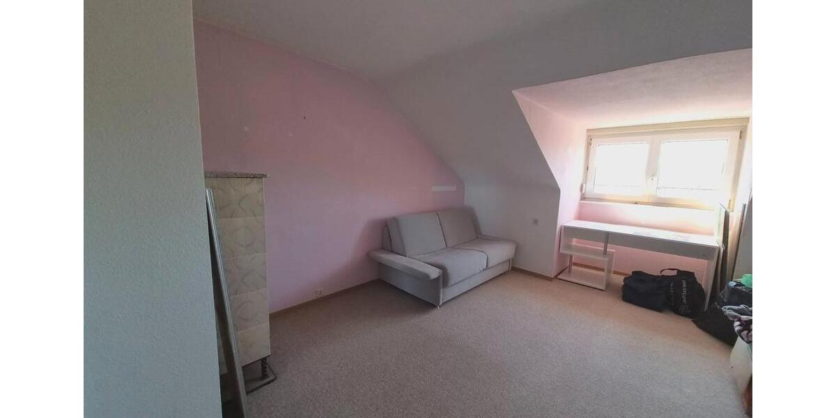 Dachgeschoßwohnung Nürtingen - 2 Zimmer, 50 m&sup2;, 175.000&euro; | Angebot:26272149
