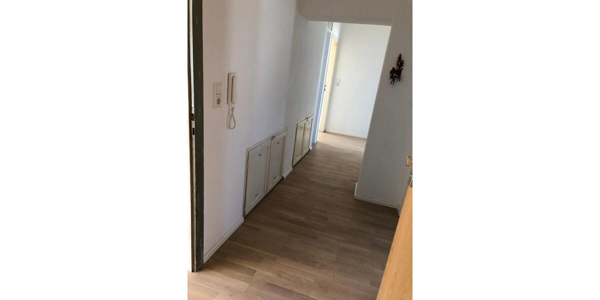 Etagenwohnung Stuttgart Degerloch - 3 Zimmer, 93 m&sup2;, 1.410&euro; | Angebot:26167390