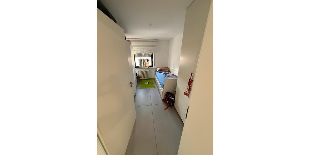 Etagenwohnung Fellbach - 4.5 Zimmer, 99 m&sup2;, 470.000&euro; | Angebot:25992127