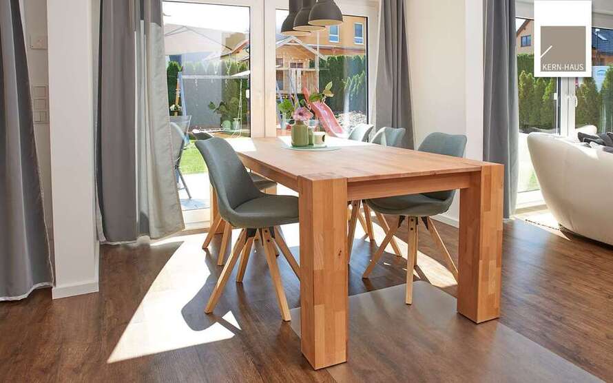 Haus zum Kaufen in Tiefenbronn-Mühlhausen 773.600 € 143 m²
