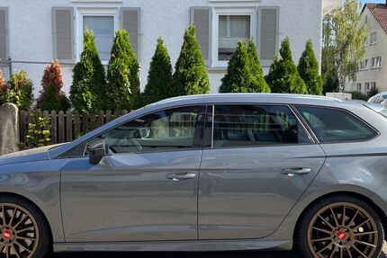 Seat Leon 101.000 km 15.300 € Fellbach 70734