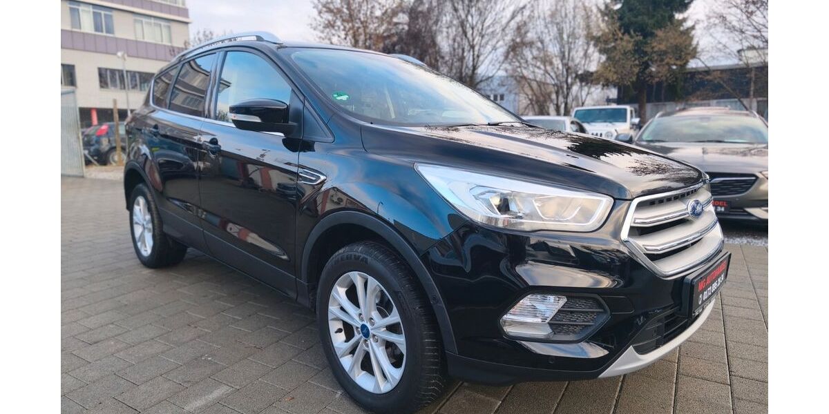 Ford Kuga 108.450 km 9.999 &euro; Fellbach 70736