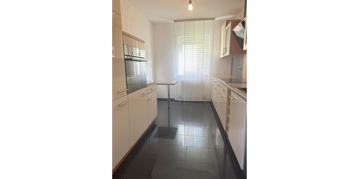 Etagenwohnung Pforzheim Eutingen - 3.5 Zimmer, 84 m&sup2;, 1.170&euro; | Angebot:25953936