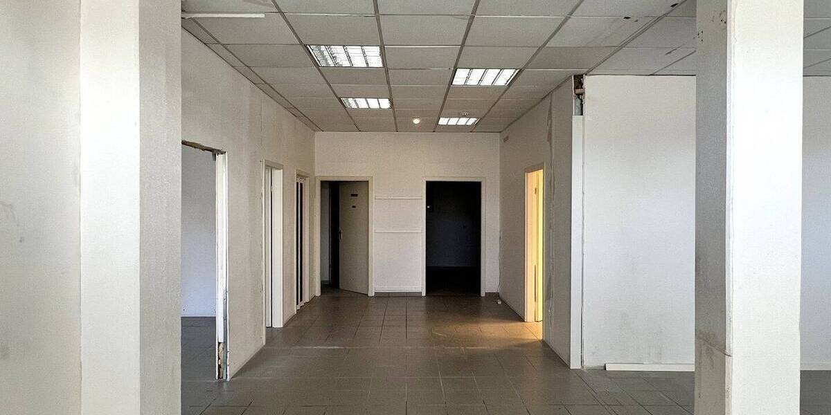 Helle Gewerbeeinheit in Heumaden - ideal für Praxis oder Dienstleistung zimmer