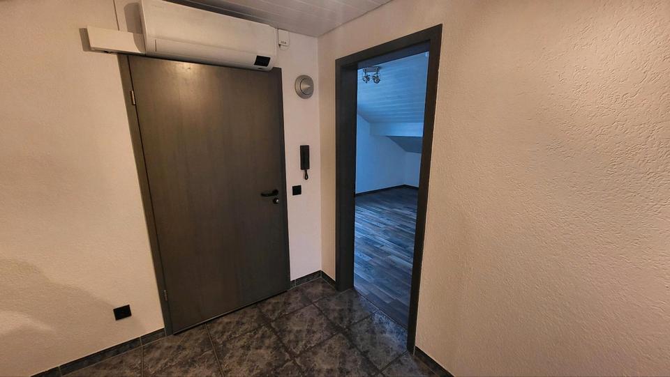 Dachgeschoßwohnung Vaihingen an der Enz - 3.5 Zimmer, 76 m&sup2;, 299.000&euro; | Angebot:24744068