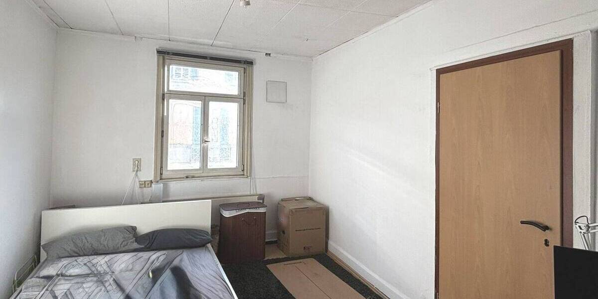 Etagenwohnung Esslingen Stadtmitte - 3 Zimmer, 103 m&sup2;, 210.000&euro; | Angebot:26672026