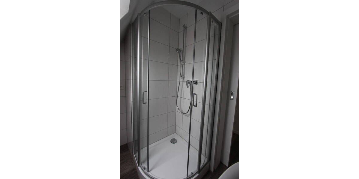 Etagenwohnung Stuttgart Wangen - 2 Zimmer, 50 m&sup2;, 185.000&euro; | Angebot:26731058