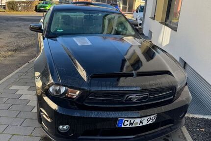 Ford Mustang 150.000 km 16.800 &euro; Calw 75365