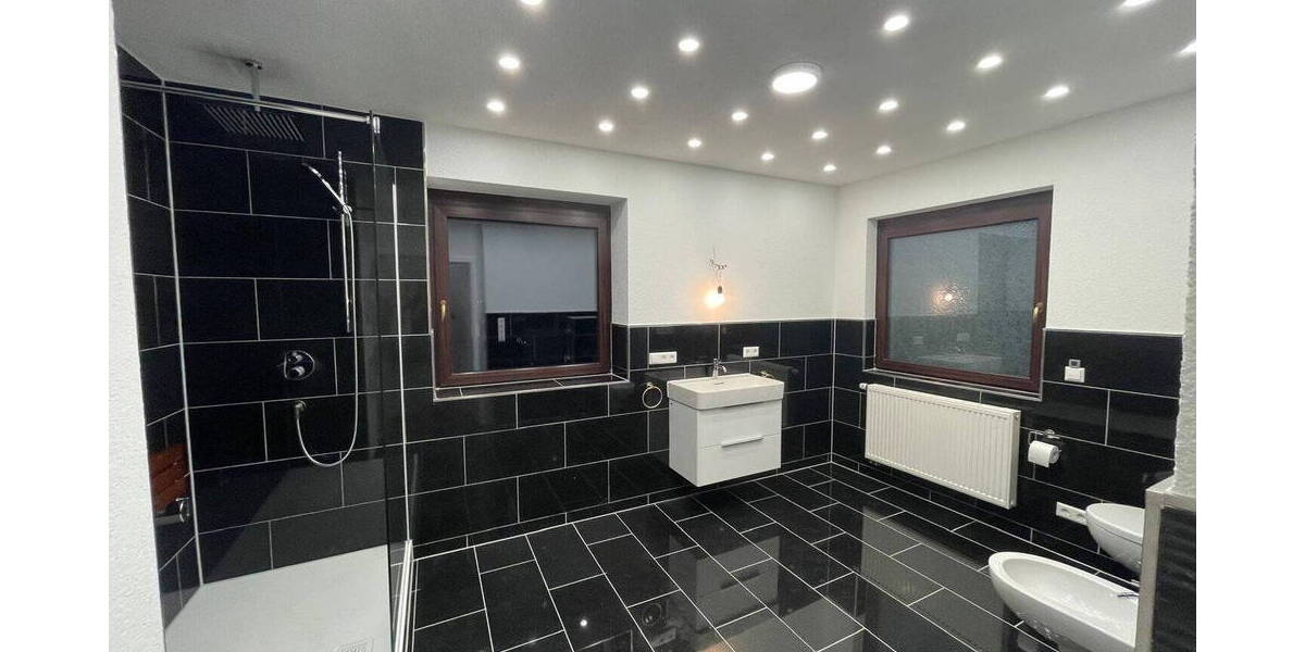 Etagenwohnung Böblingen - 2 Zimmer, 90 m&sup2;, 1.250&euro; | Angebot:26376911