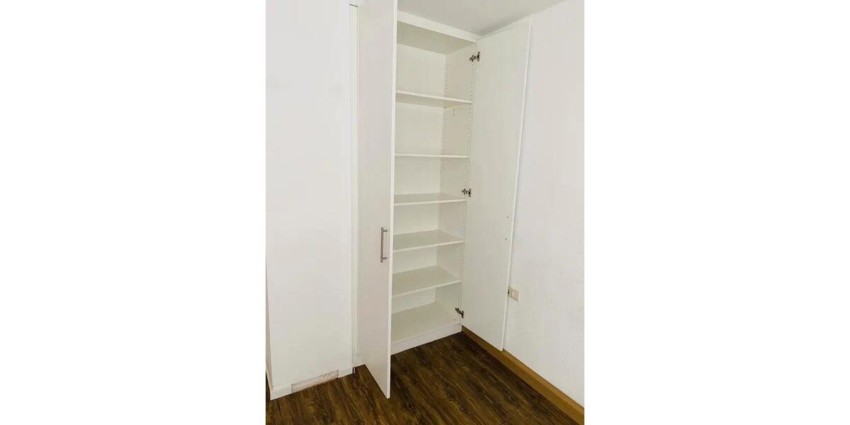 Etagenwohnung Fellbach Oeffingen - 3.5 Zimmer, 84 m&sup2;, 1.200&euro; | Angebot:26235931