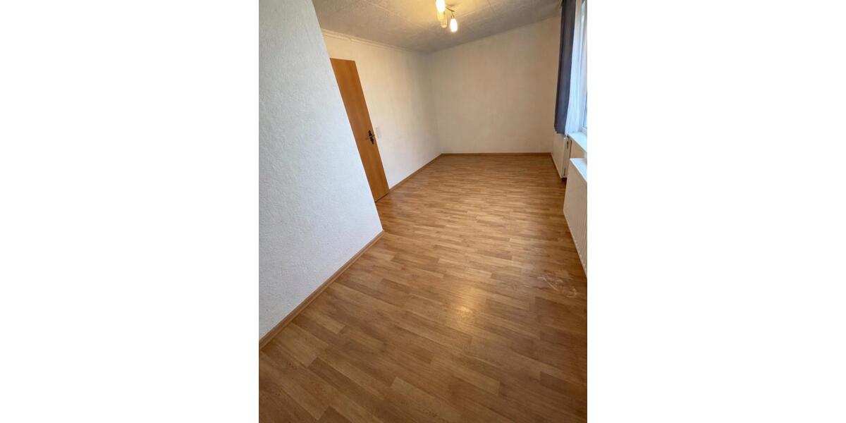 Etagenwohnung Esslingen am Neckar - 5 Zimmer, 148 m&sup2;, 450.000&euro; | Angebot:25959641