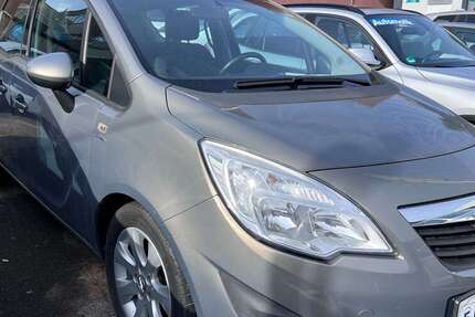 Opel Meriva 102.000 km 4.999 € Stuttgart 70435