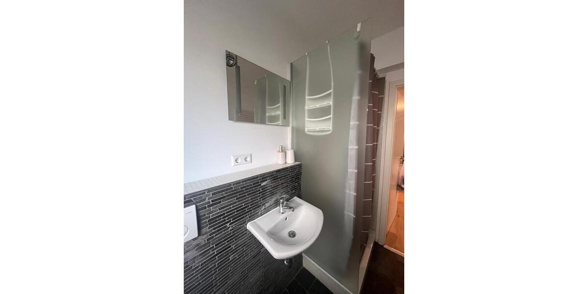 Etagenwohnung Stuttgart Botnang - 2 Zimmer, 35 m&sup2;, 690&euro; | Angebot:24840641