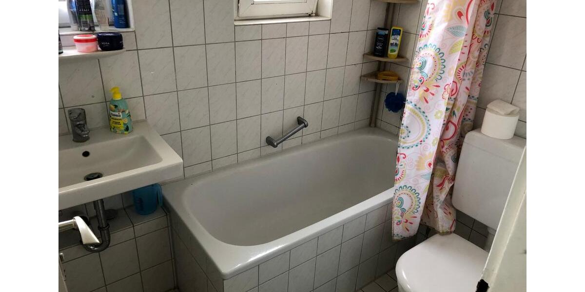 Etagenwohnung Stuttgart Degerloch - 3 Zimmer, 93 m&sup2;, 1.410&euro; | Angebot:26167390
