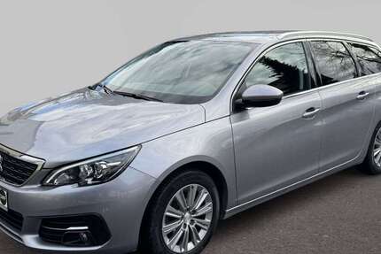 Peugeot 308 121.000 km 11.990 &euro; Stuttgart 70437