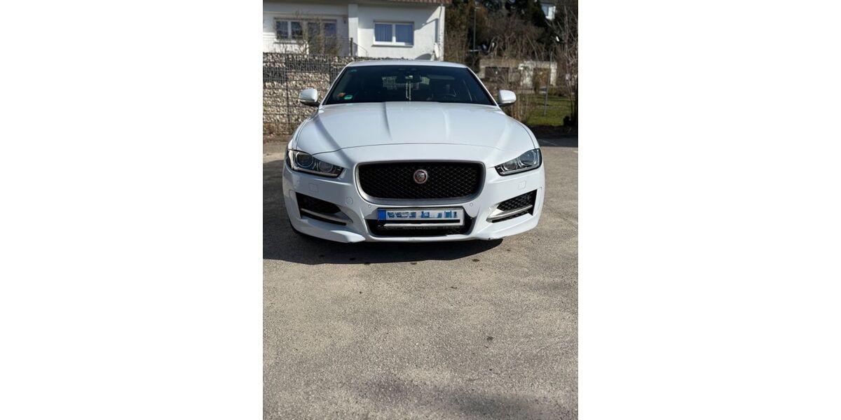 Jaguar XE 172.000 km 10.000 &euro; Mühlacker 75417