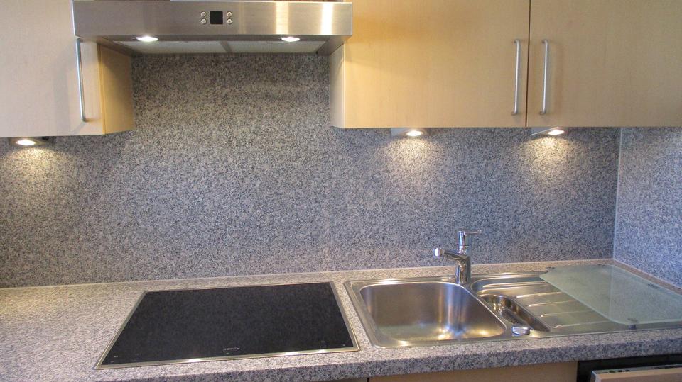 Dachgeschoßwohnung Stuttgart Degerloch - 2.5 Zimmer, 57 m&sup2;, 298.000&euro; | Angebot:24653953