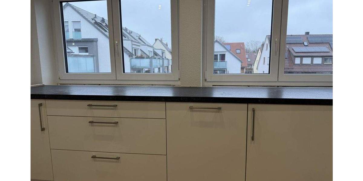 Etagenwohnung Ludwigsburg / Oßweil Oßweil - 4 Zimmer, 76 m&sup2;, 1.300&euro; | Angebot:24750799