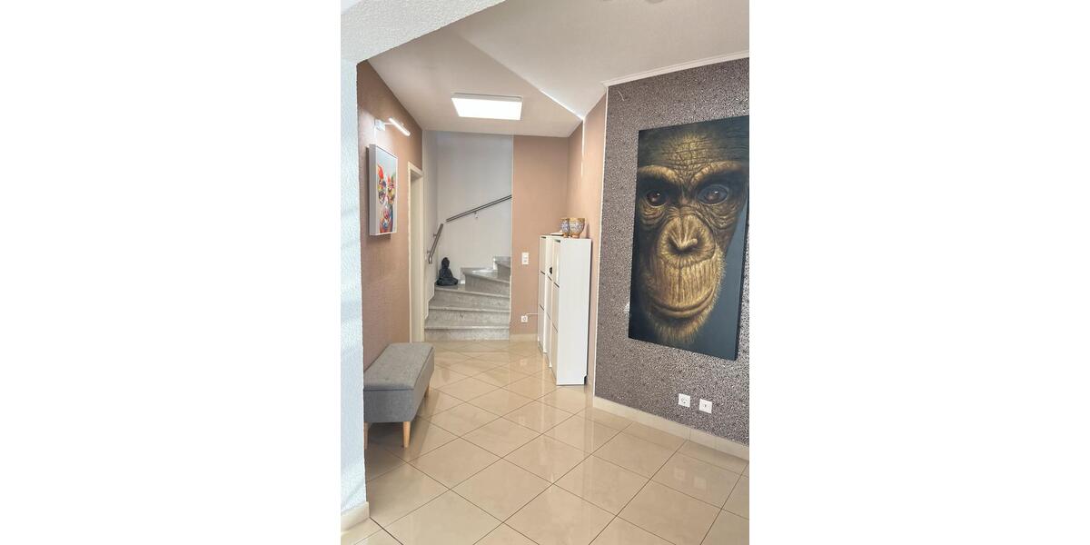 Doppelhaushälfte Ebhausen - 6 Zimmer, 220 m&sup2;, 2.300&euro; | Angebot:27619014