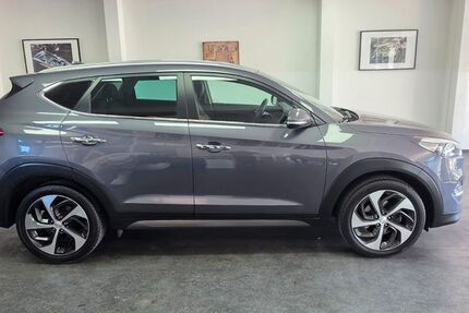 Hyundai TUCSON 70.000 km 15.900 &euro; Asperg/Ludwigsburg bei Stuttgart 71679