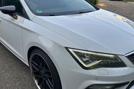 Seat Leon 94.000 km 14.490 € Freiberg am Neckar 71691