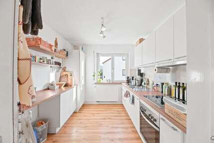 Wohnung Esslingen Pliensauvorstadt - 3 Zimmer, 80 m&sup2;, 320.000&euro; | Angebot:25373373