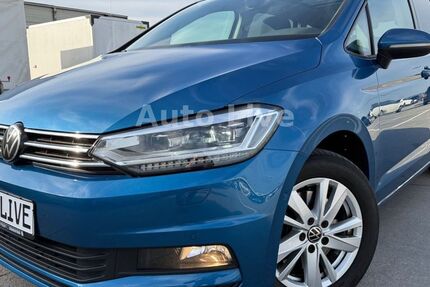 VW Touran 142.749 km 21.990 &euro; Stuttgart 70499
