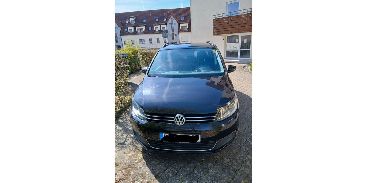 VW Touran 185.000 km 4.600 &euro; Gärtringen 71116