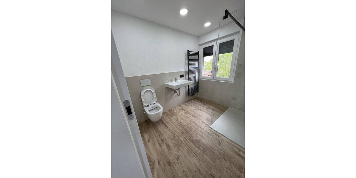 Mehrfamilienhaus, Wohnhaus Denkendorf - 6 Zimmer, 143 m&sup2;, 649.000&euro; | Angebot:25992804